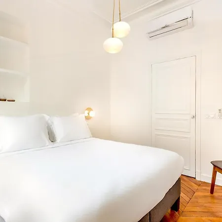 Opera Quatre Septembre Apartment *
