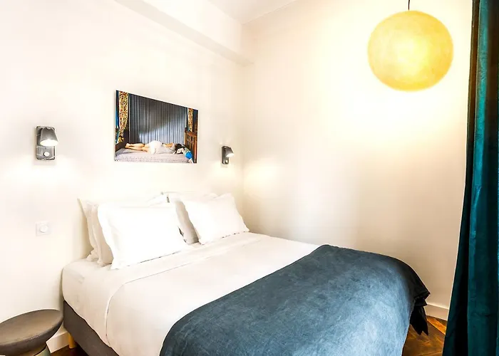 Opera Quatre Septembre * パリ